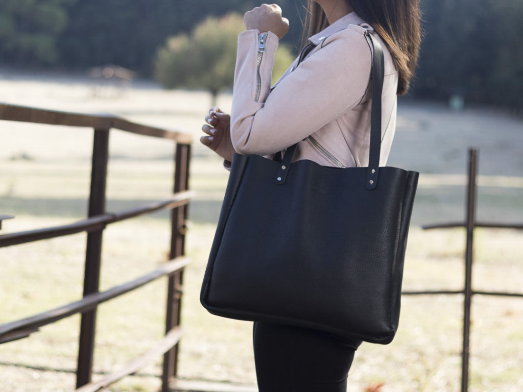 PENZA - Black Leather Tote Bag